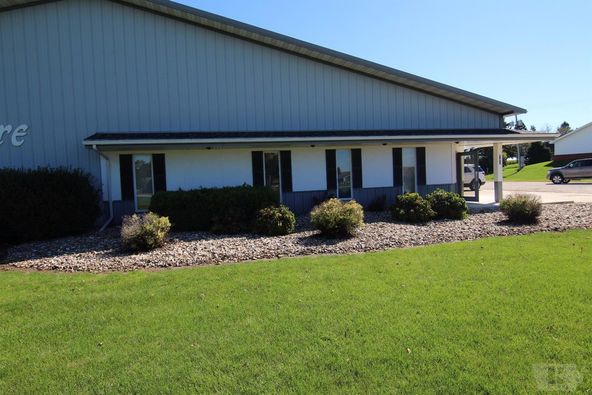705 S Des Moines St, Odebolt, IA 51458